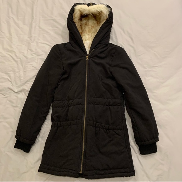 Women’s warm fur hooded jacket. - Picture 1 of 5
